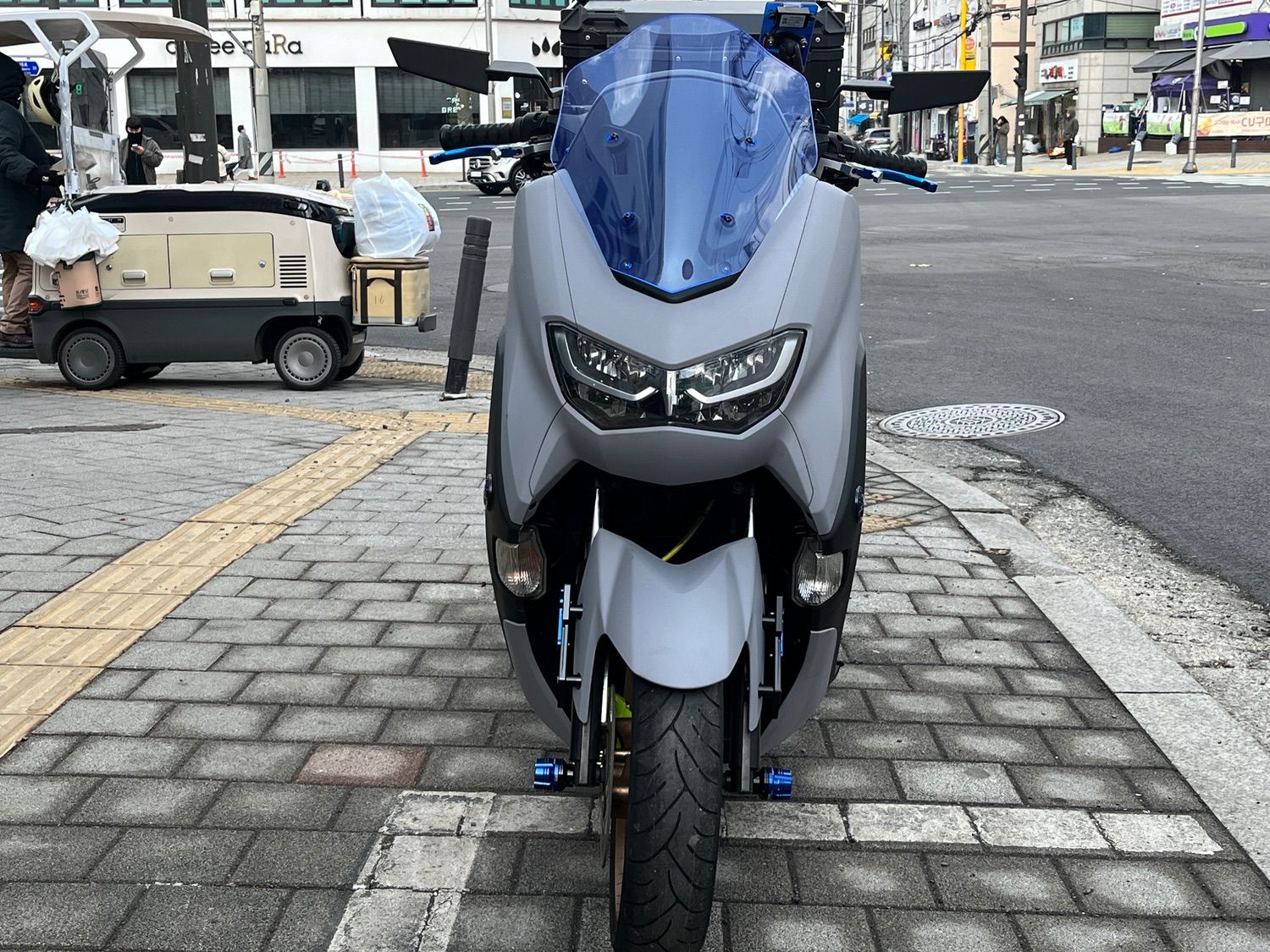 야마하 NMAX 125 more