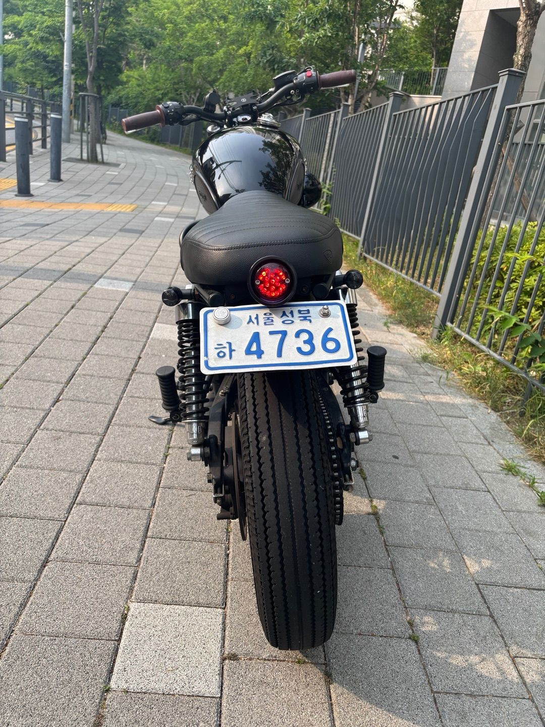 트라이엄프 본네빌 T100 2014 블랙 사진 7