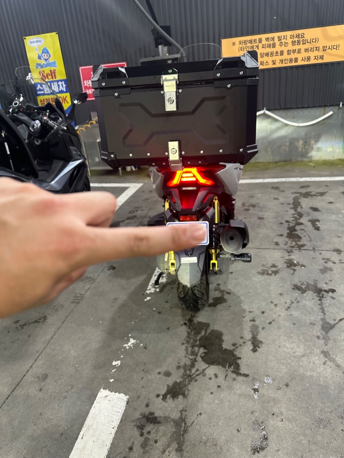 혼다 포르자 350 thumb 2