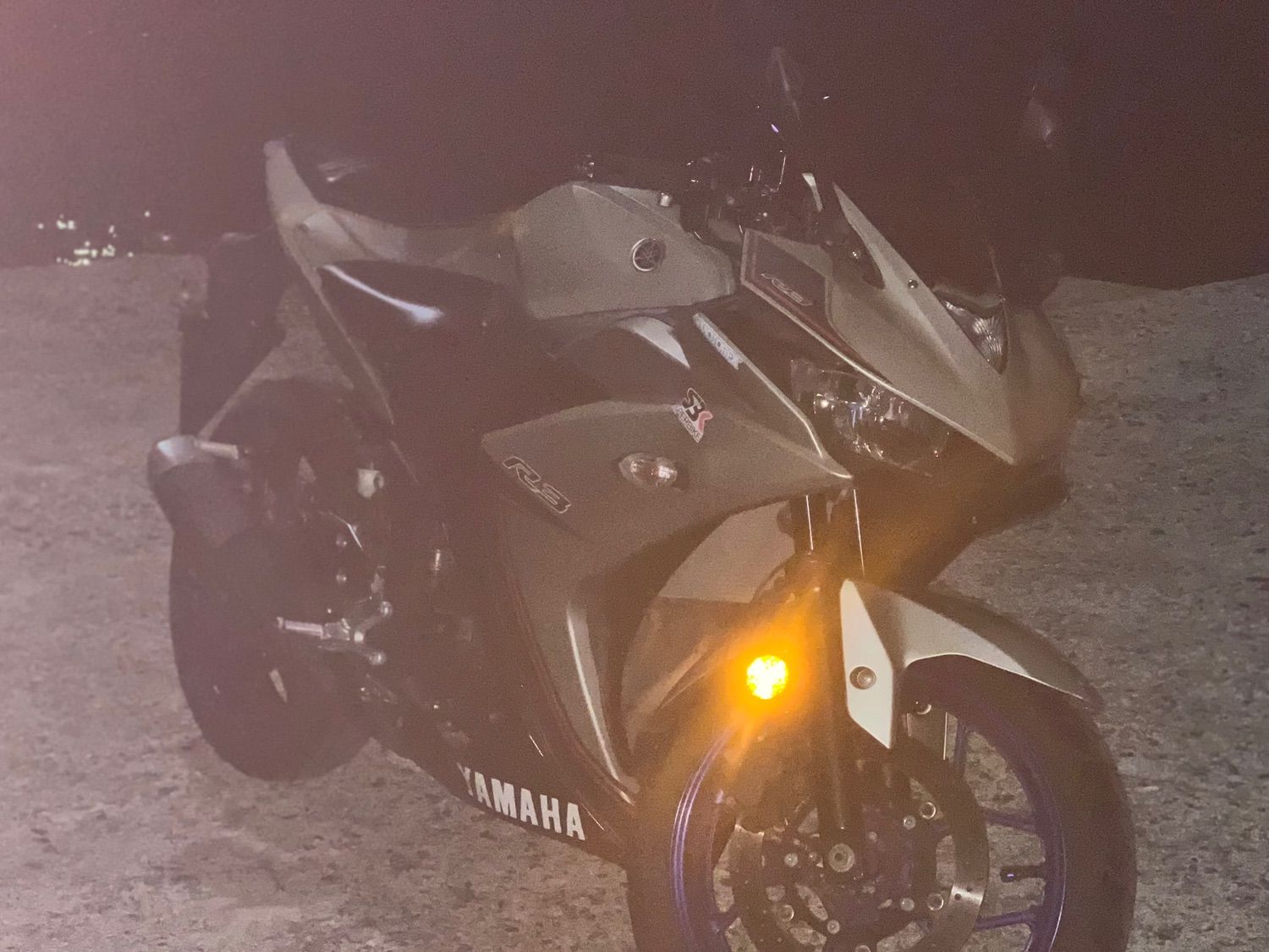 야마하 YZF R3 thumb 2