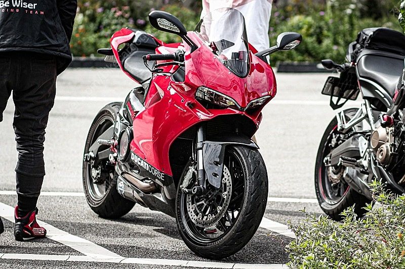 두카티 959 파니갈레 2019 레드 사진 4