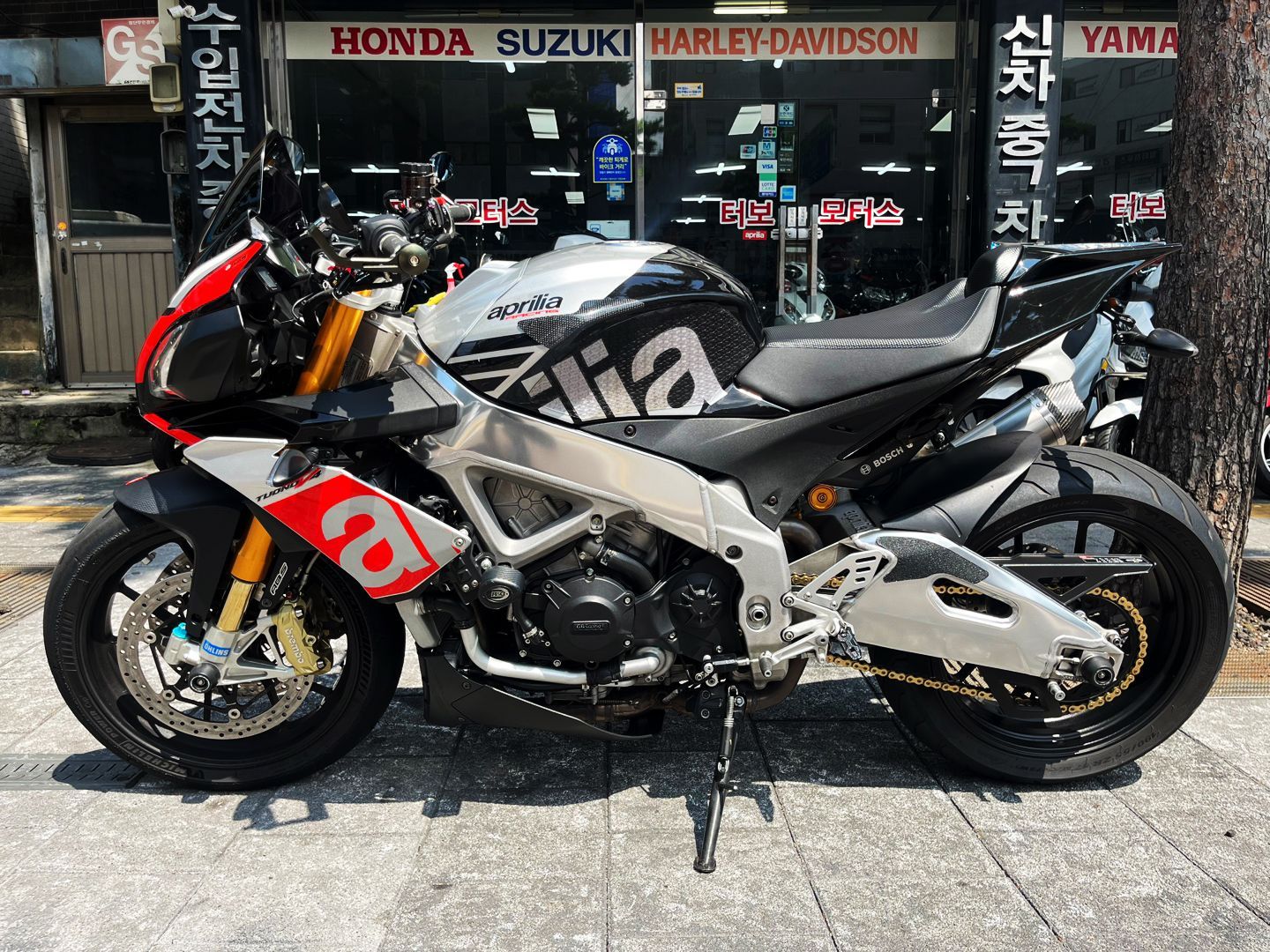 아프릴리아 투오노 V 4 1100 팩토리 more