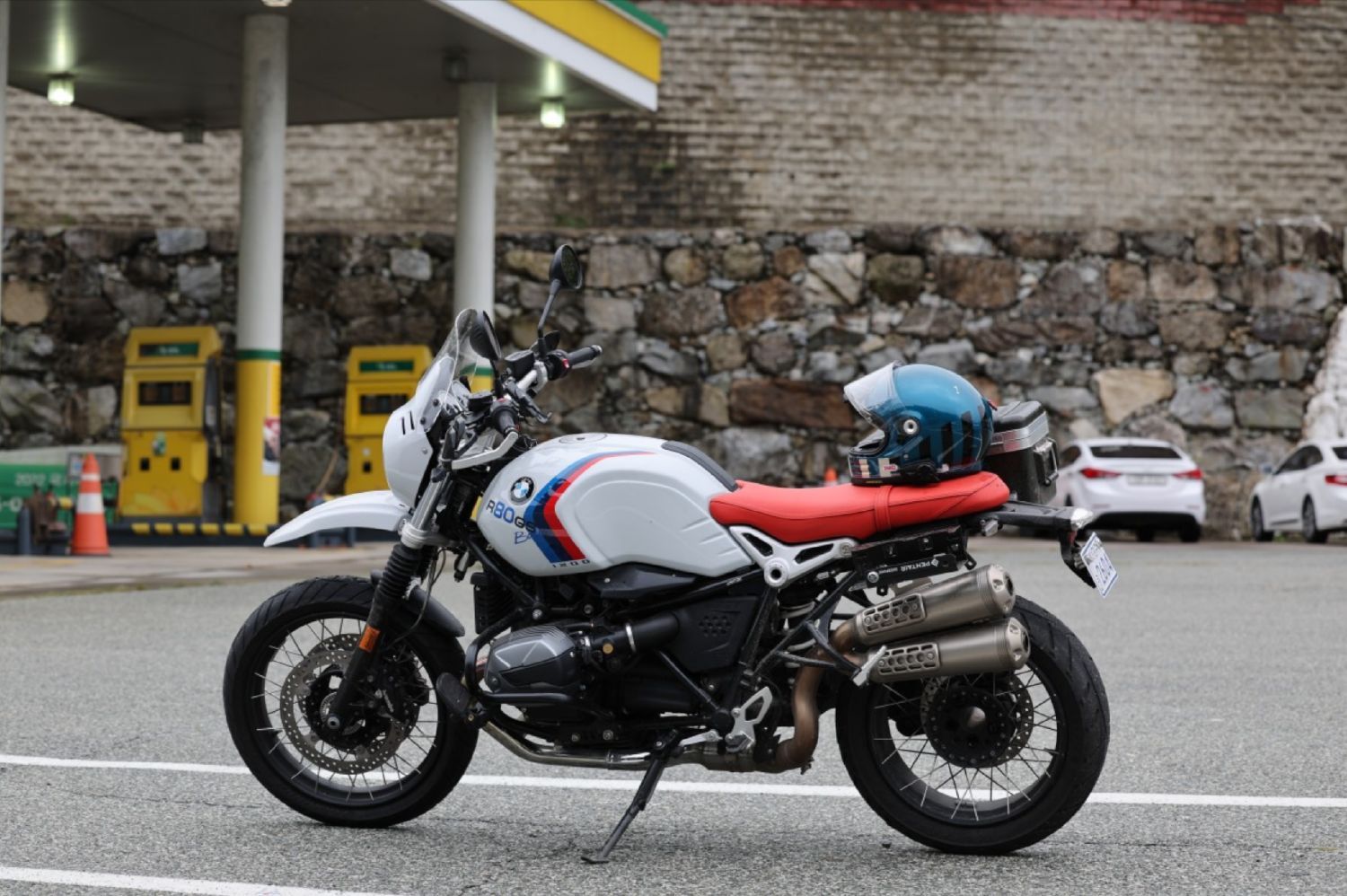 BMW R nine T 어반 GS 2022 실버 사진 3