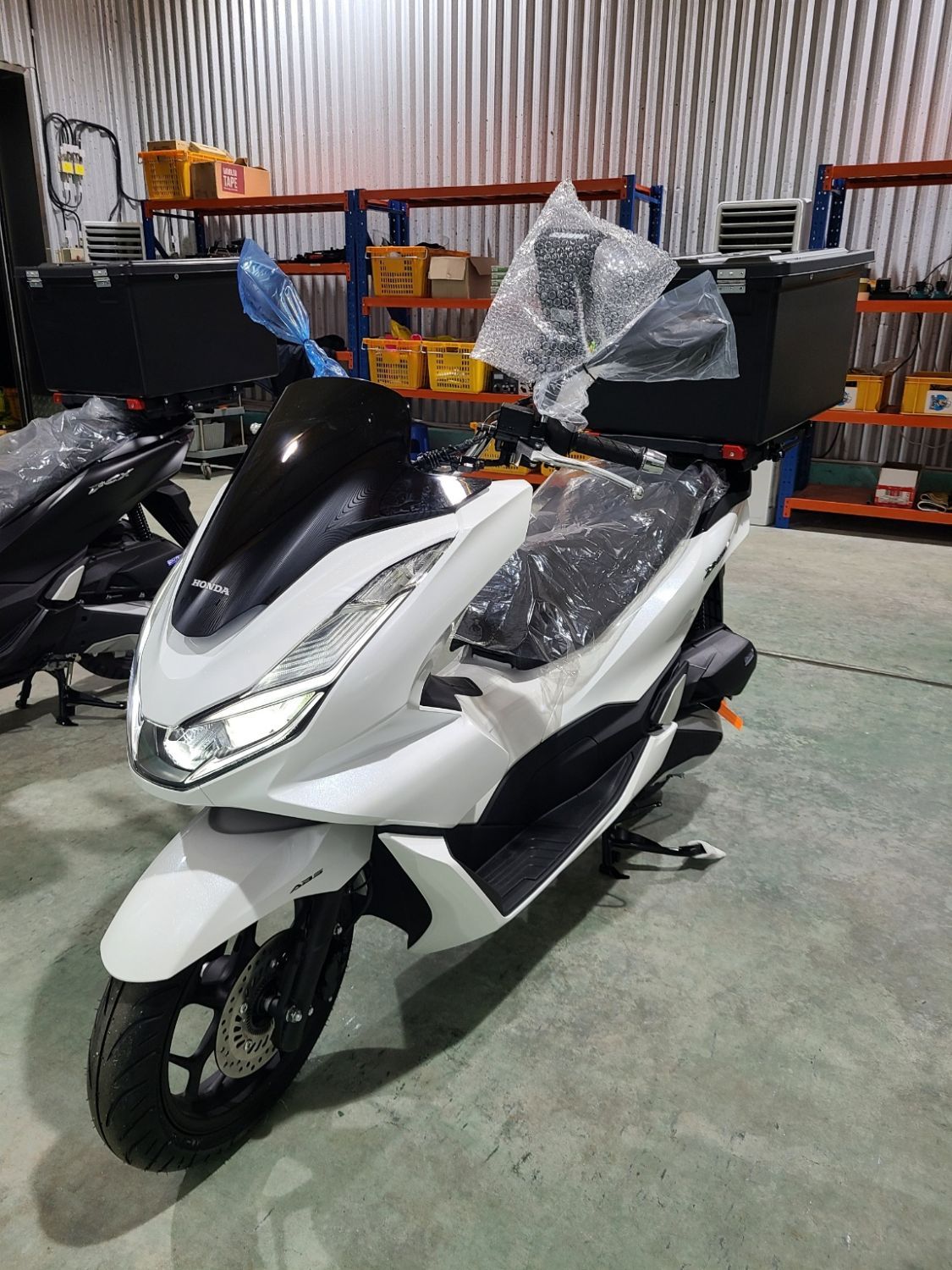 혼다 PCX 125 more