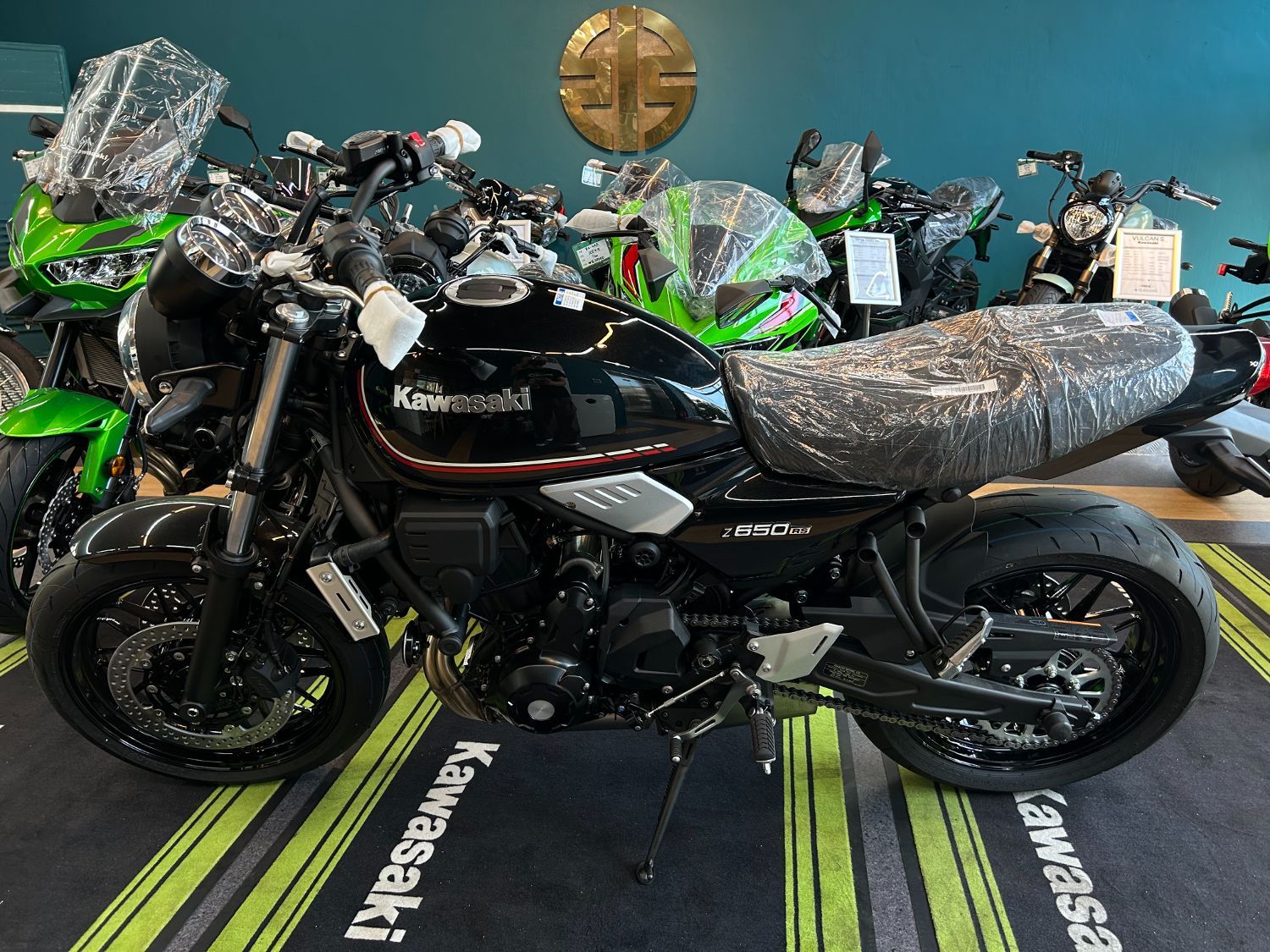 가와사키 Z 650 RS more