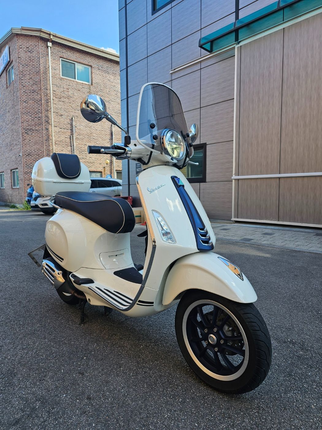 베스파 프리마베라 125 main