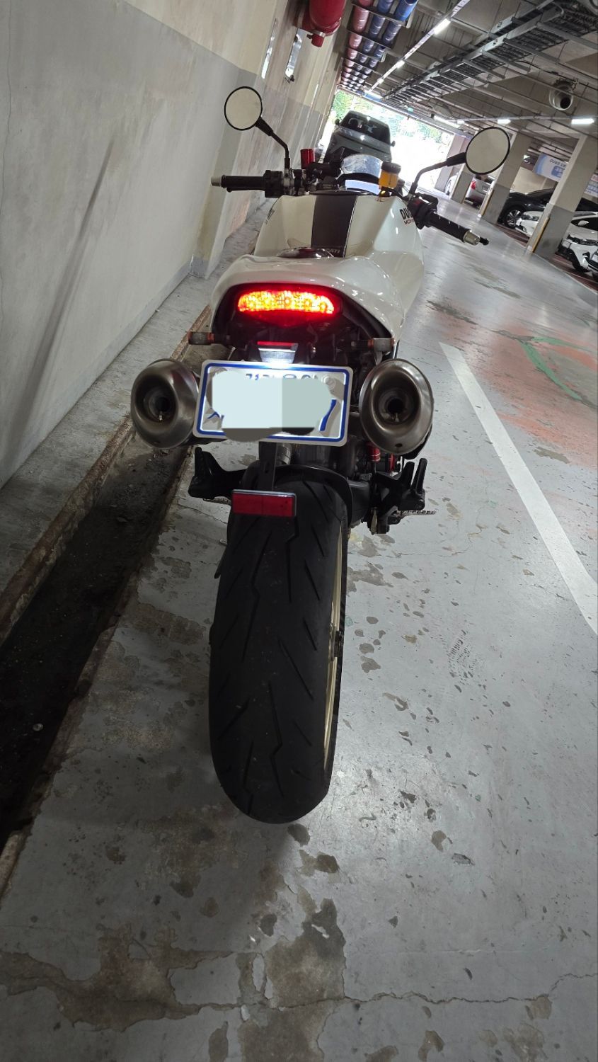 두카티 몬스터 1100 S thumb 2