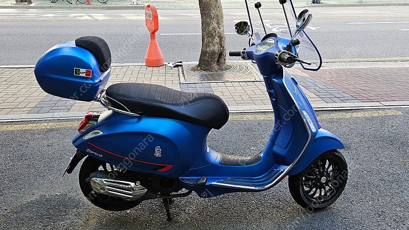 베스파 스프린트 125 ABS more