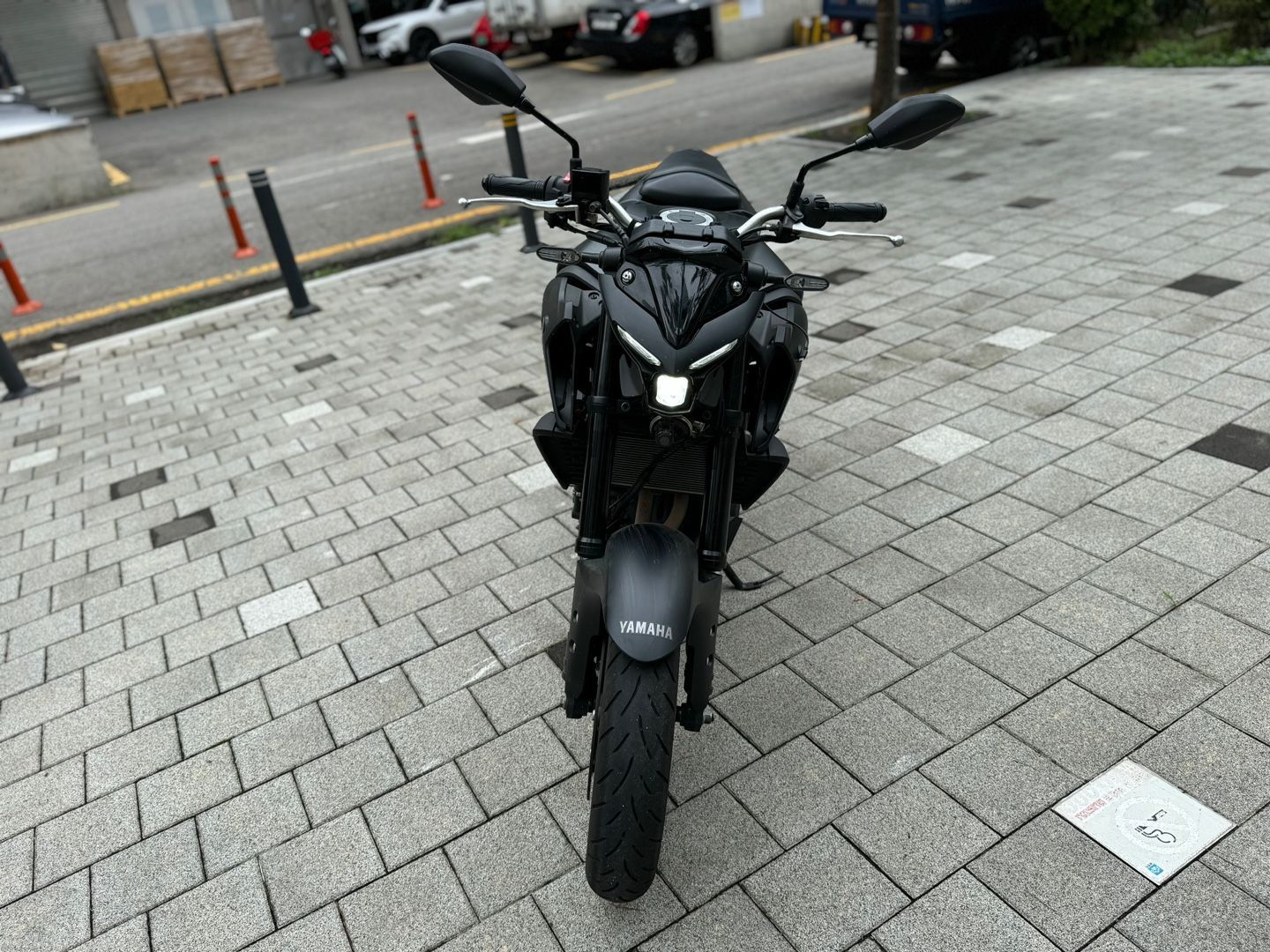 야마하 MT 03 more