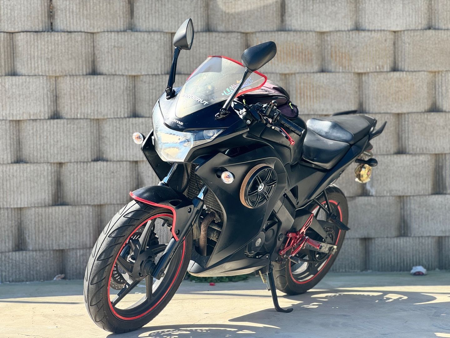 혼다 CBR 125 R more