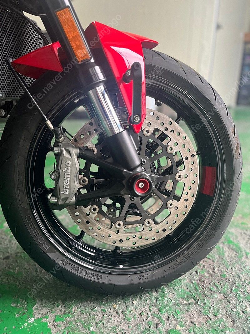 두카티 몬스터 937 thumb 2