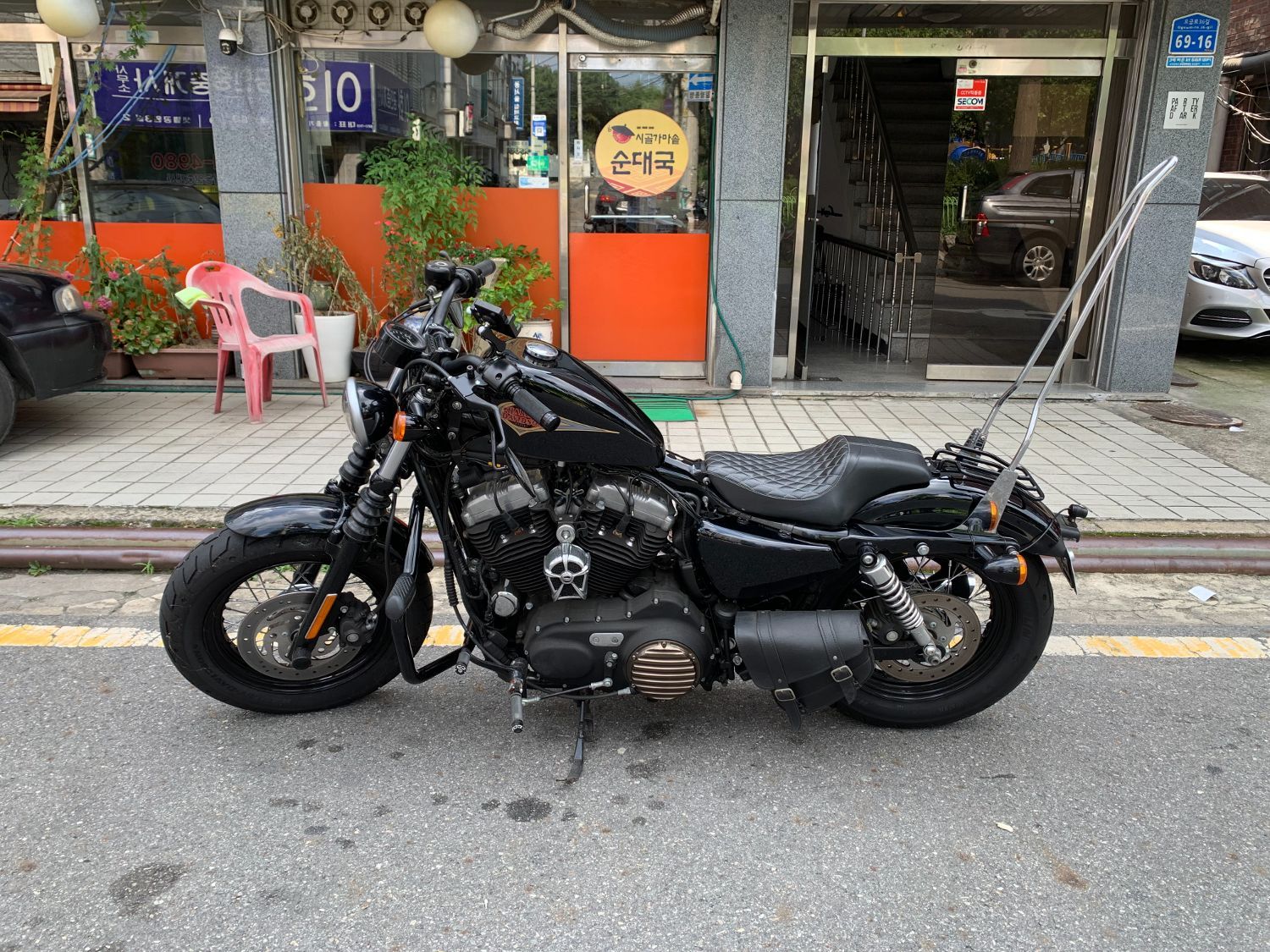 할리데이비슨 포티에잇 2013 블랙 사진 3