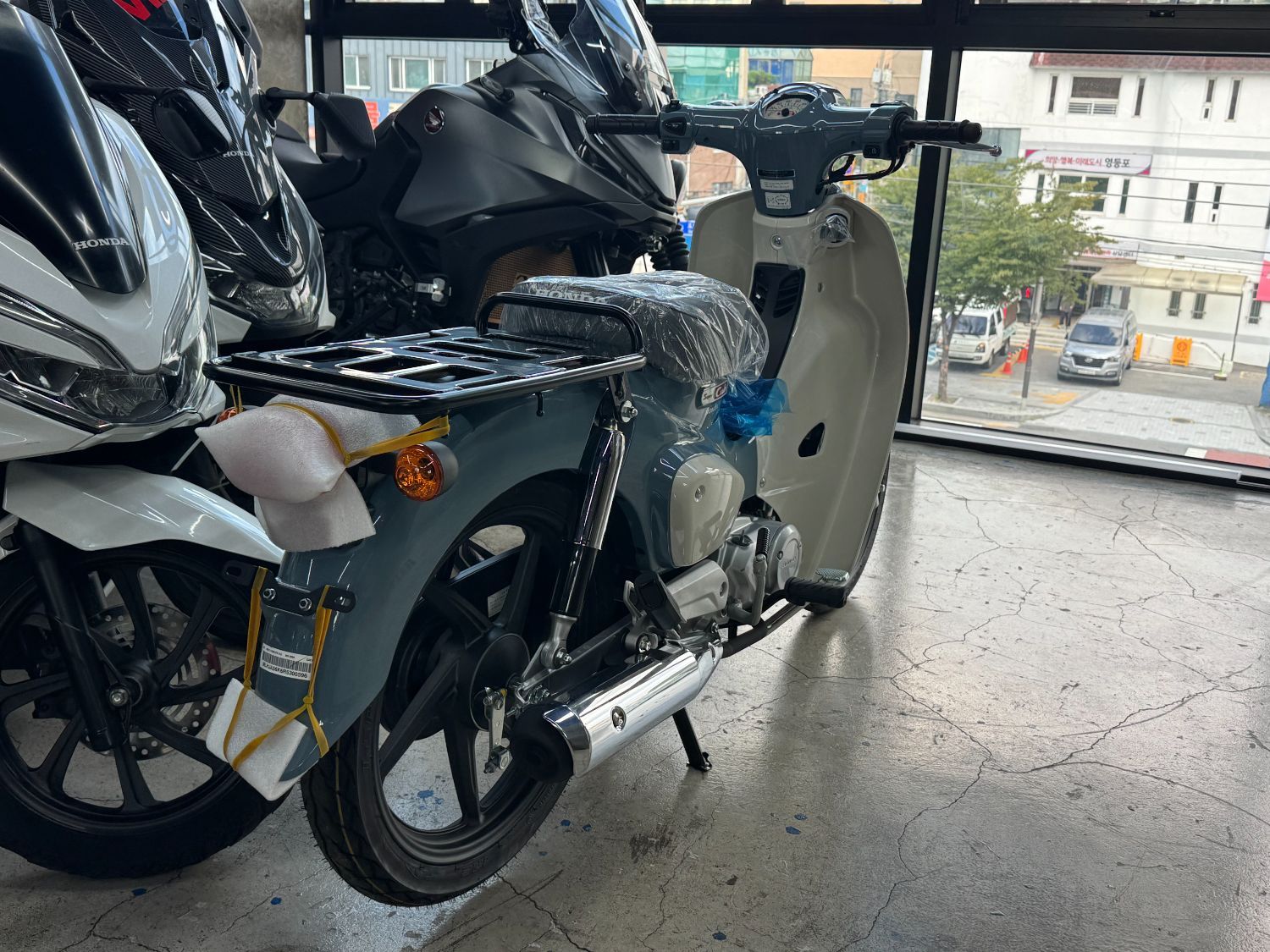 혼다 슈퍼 커브 110 more