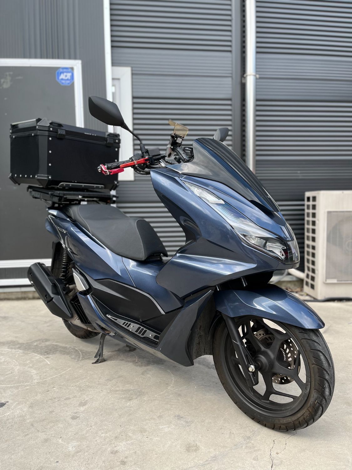 혼다 PCX 125 more