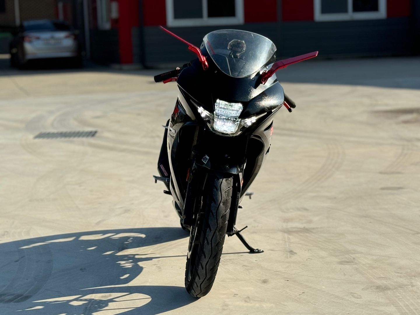 스즈키 GSX R 125 ABS more