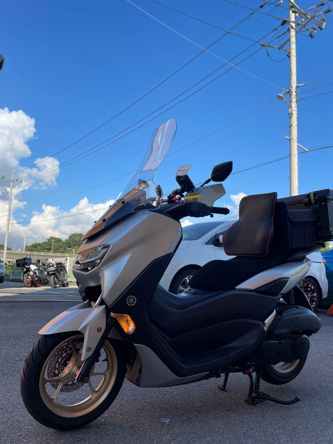 야마하 NMAX 125 more