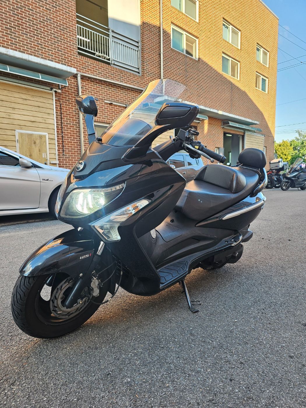 SYM 보이져 125 more