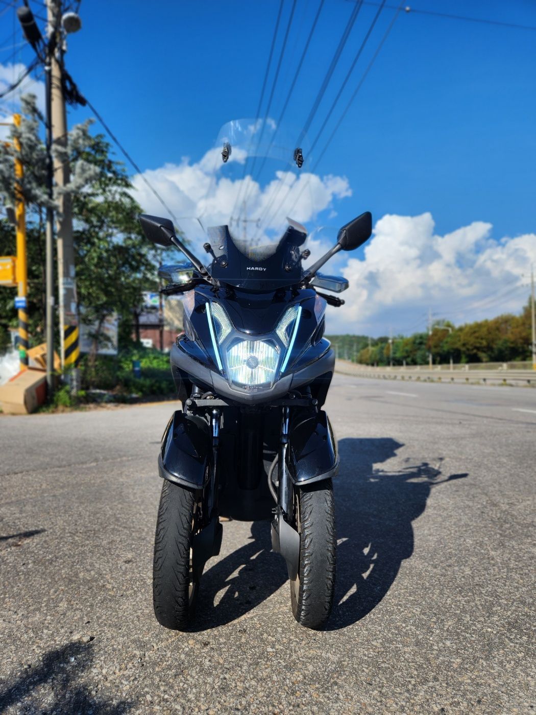 야마하 트리시티 125 more