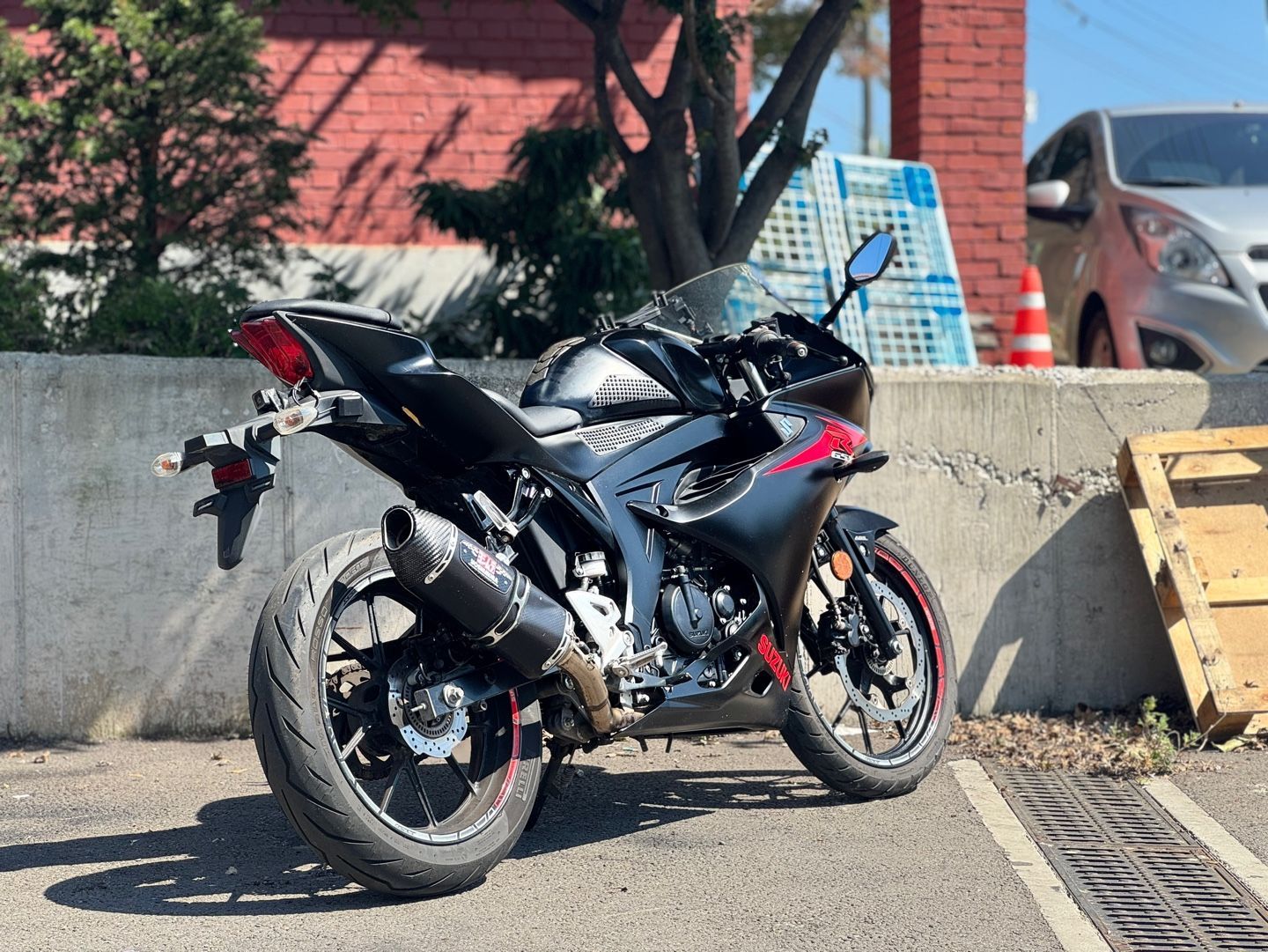 스즈키 GSX R 125 ABS more