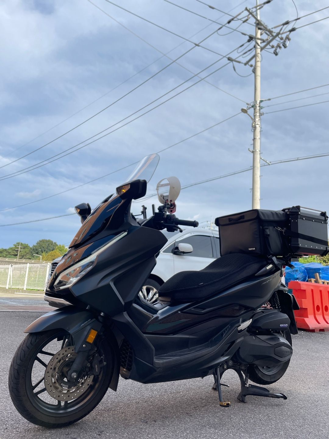 혼다 포르자 350 more