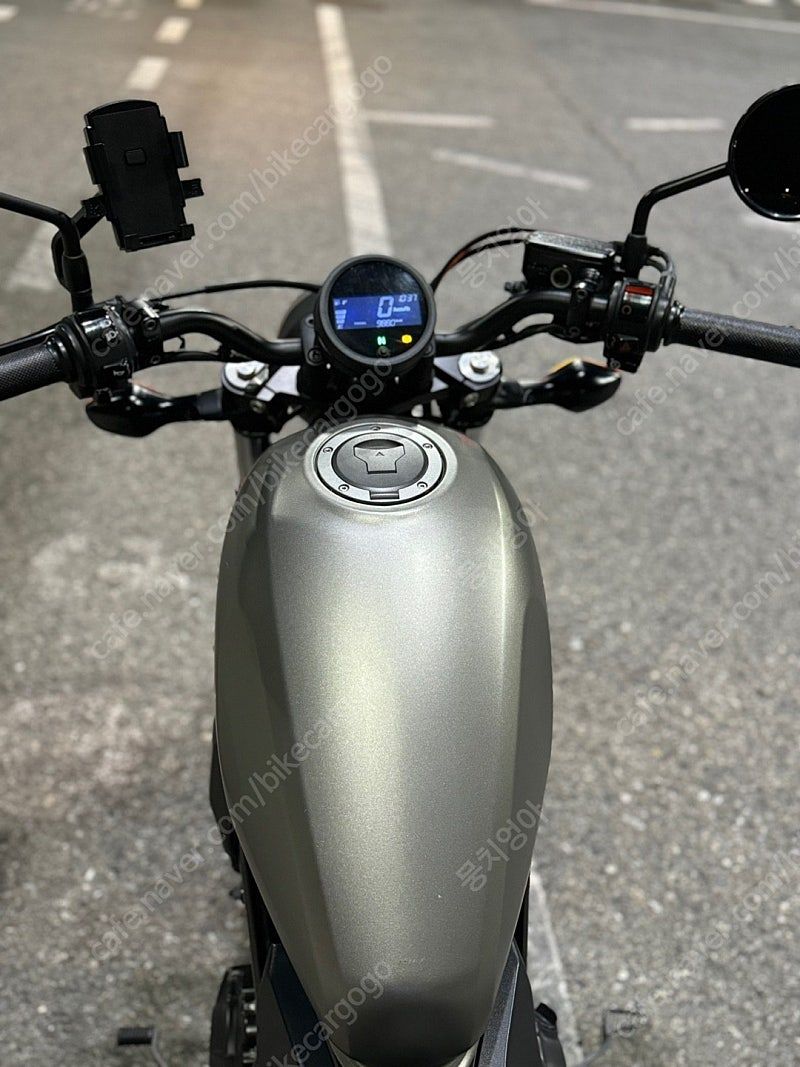 혼다 레블 300 thumb 2