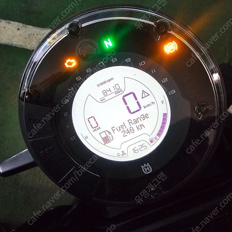 허스크바나 스바르트필렌 125 thumb 2