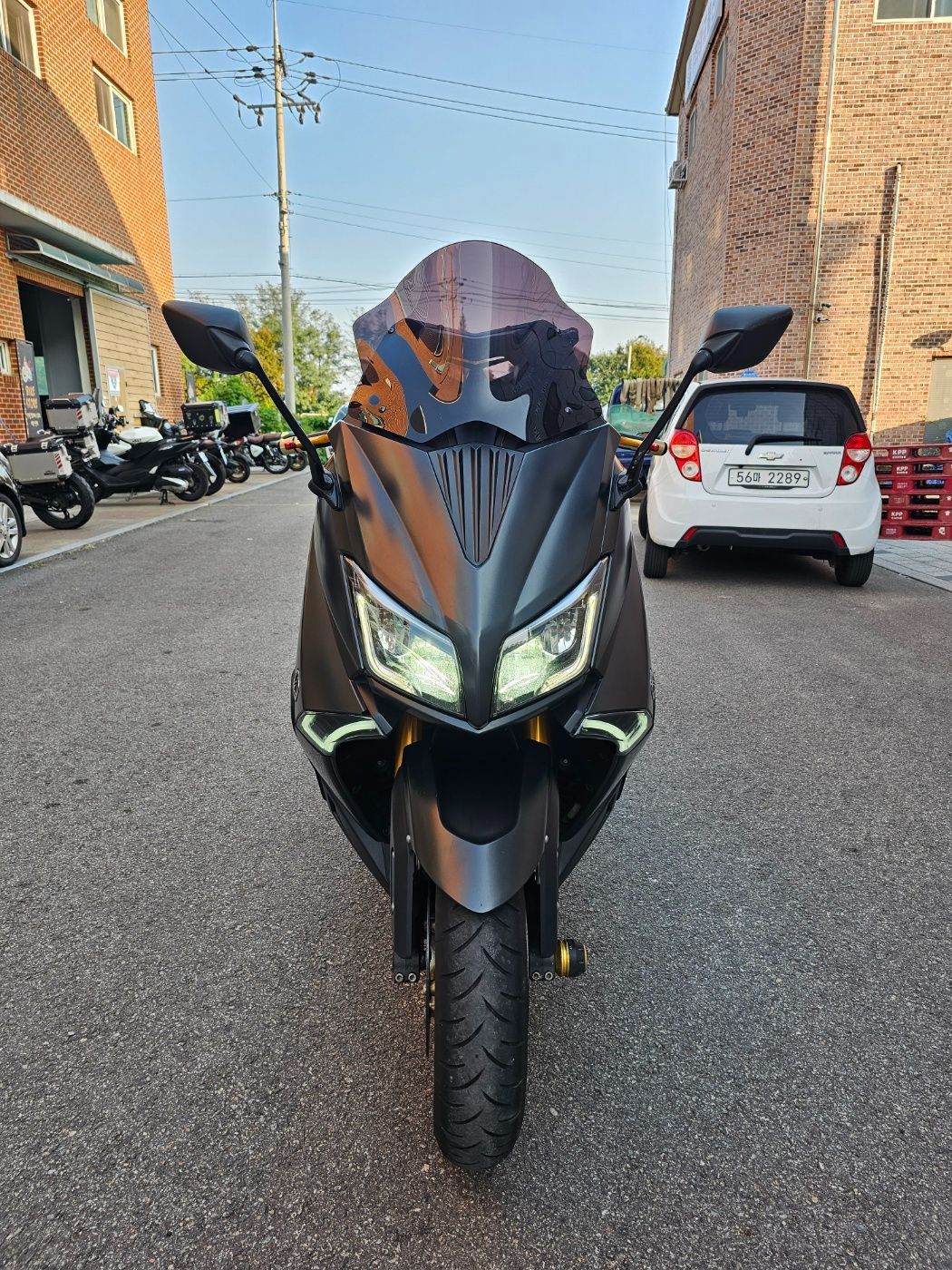 야마하 TMAX 530 thumb 2