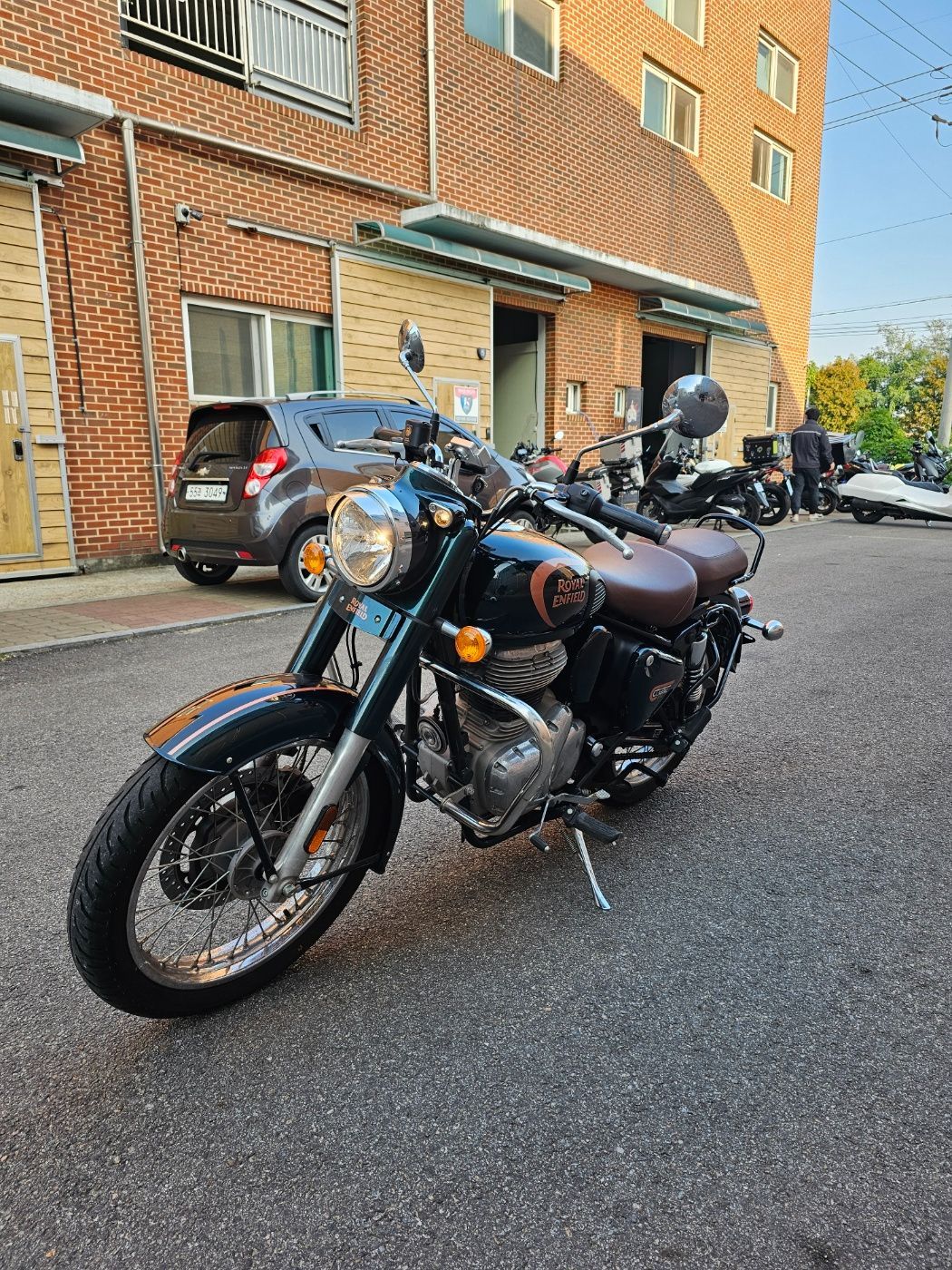 로얄엔필드 클래식 350 more