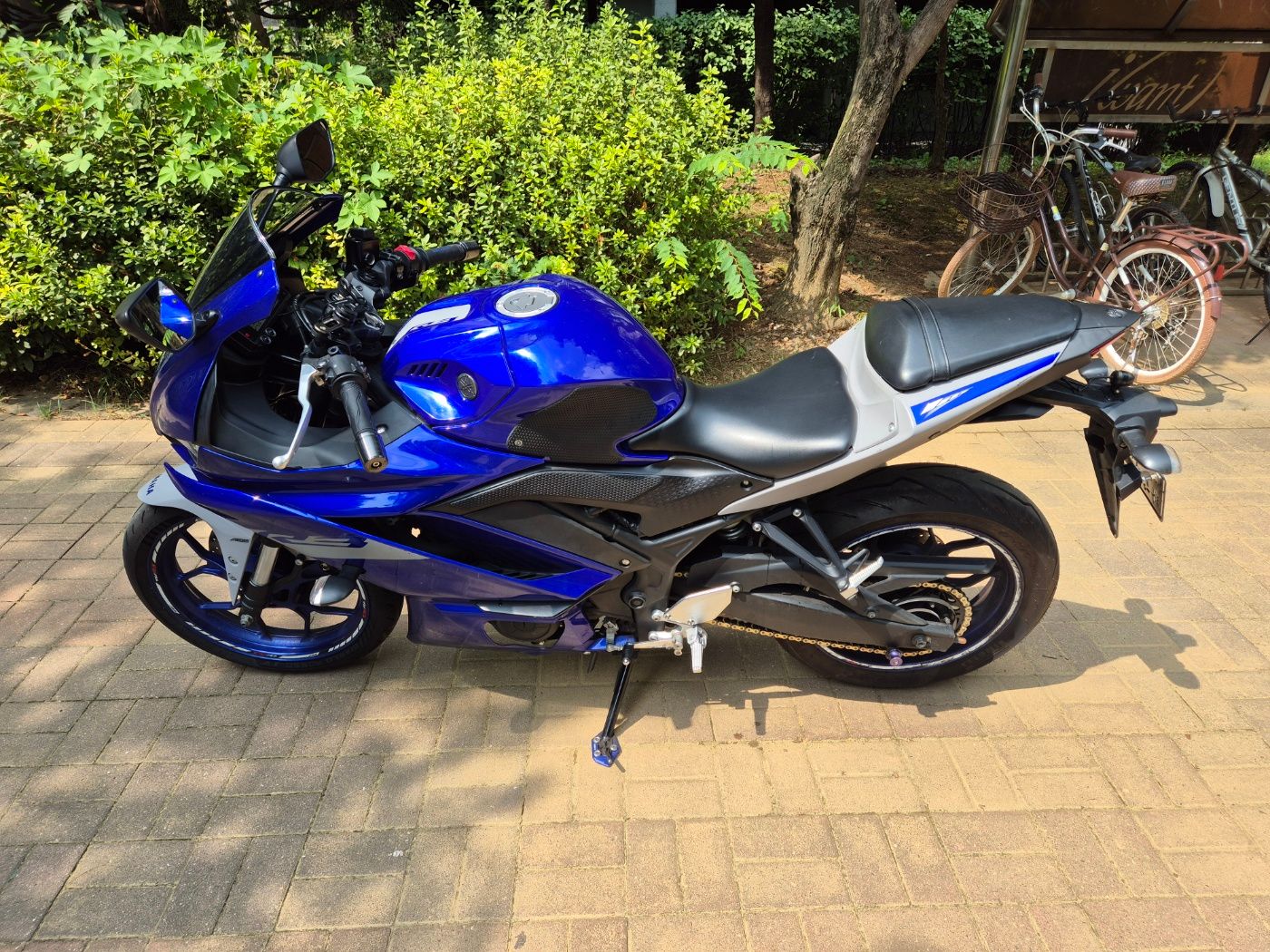 야마하 YZF R3 more