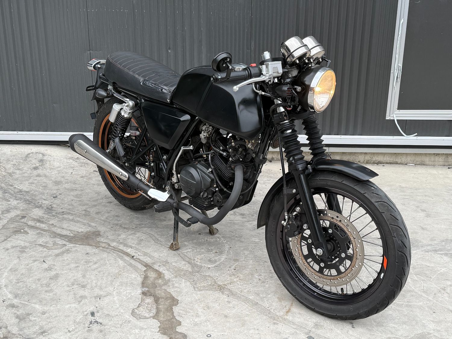 이탈젯 그리폰 125 more