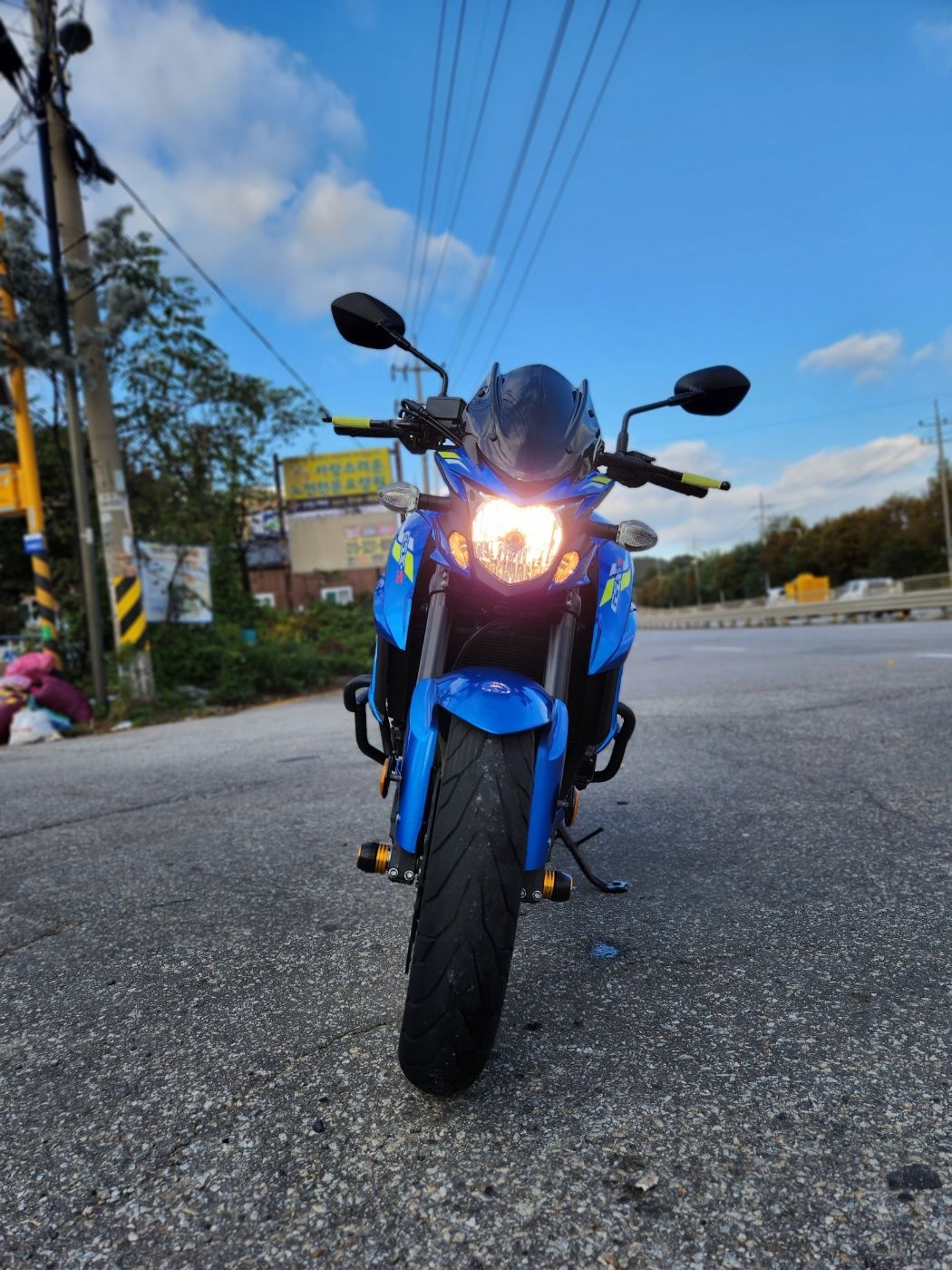 스즈키 GSX S 750 more