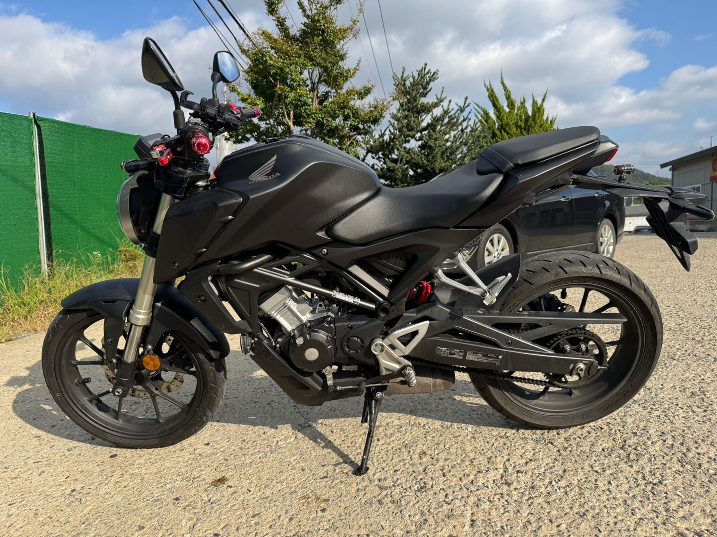 혼다 CB 125 R thumb 2