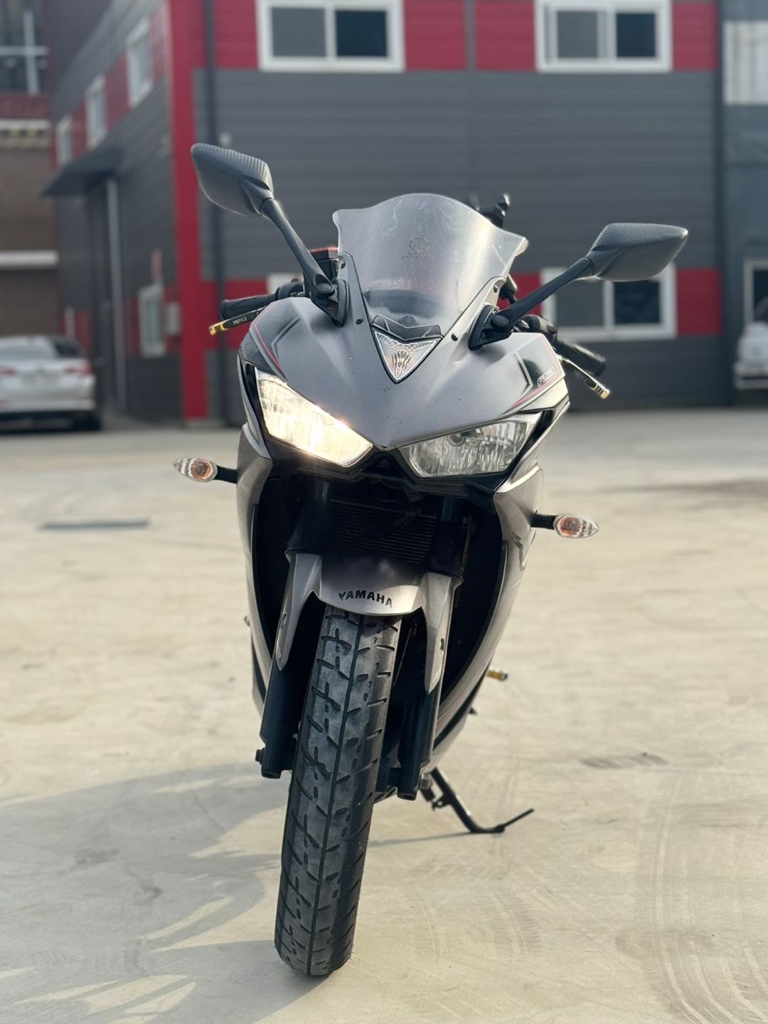 야마하 YZF R3 more