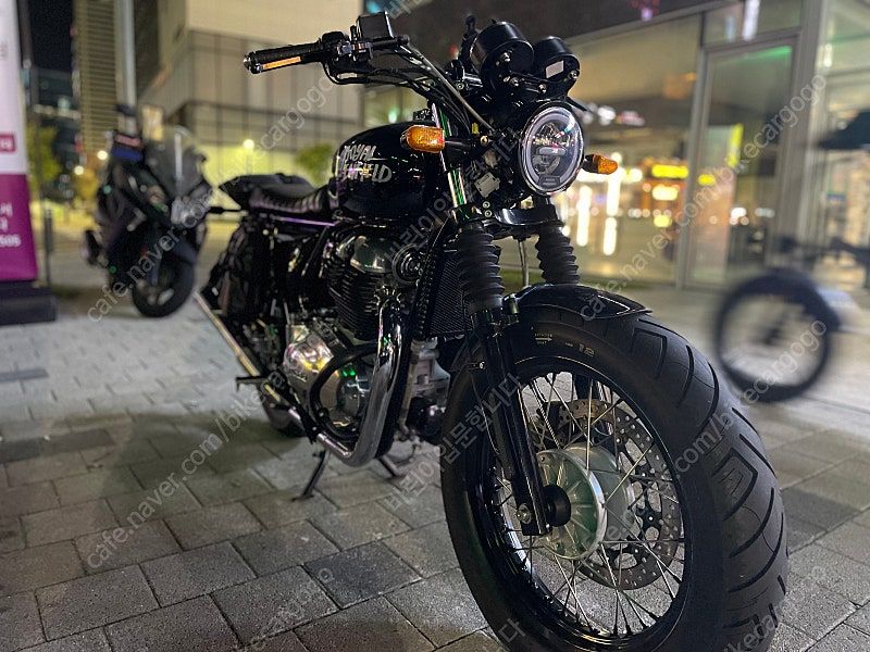 로얄엔필드 인터셉터 650 thumb 2