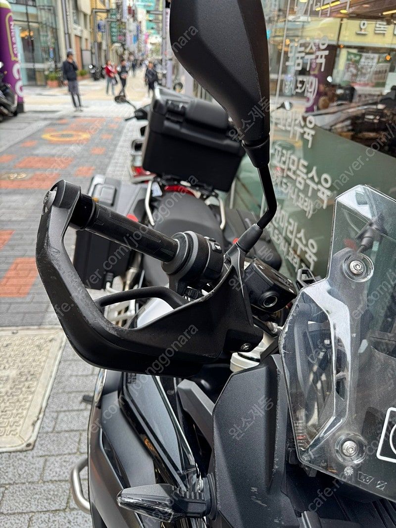 BMW F 850 GS 2023 실버 사진 4