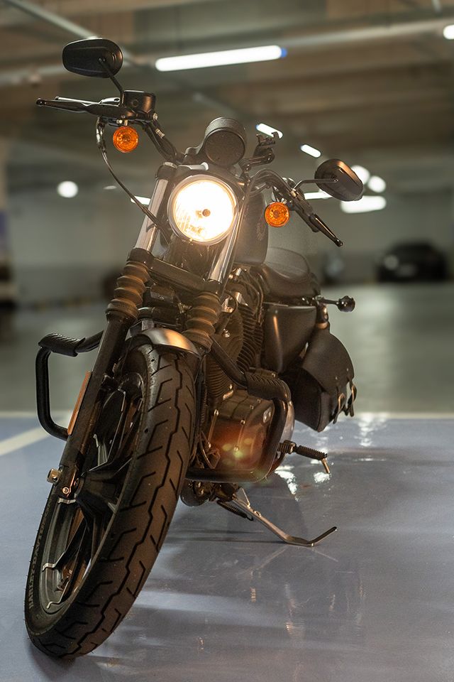 할리데이비슨 아이언 883 more