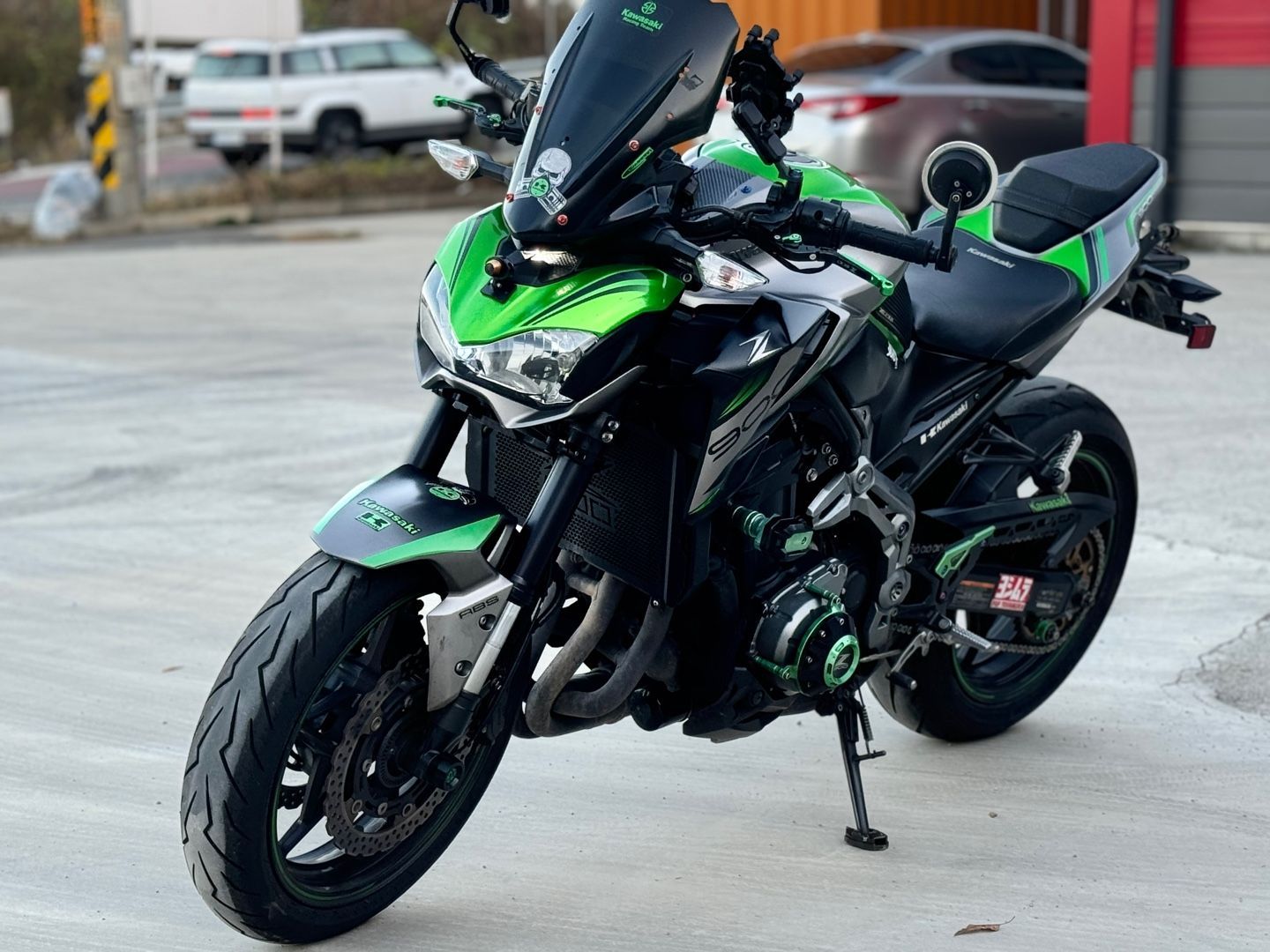 가와사키 Z 900 thumb 2