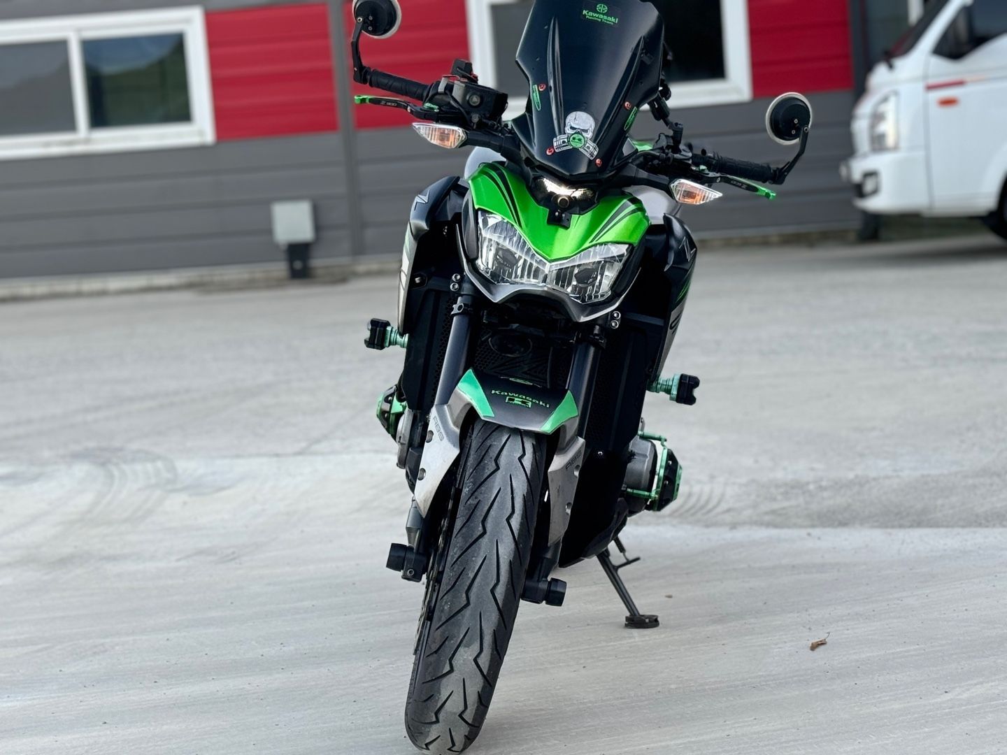 가와사키 Z 900 more