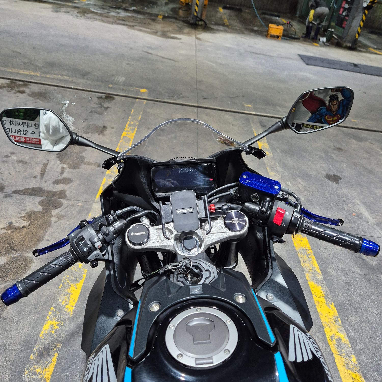 혼다 CBR 650 R MT more