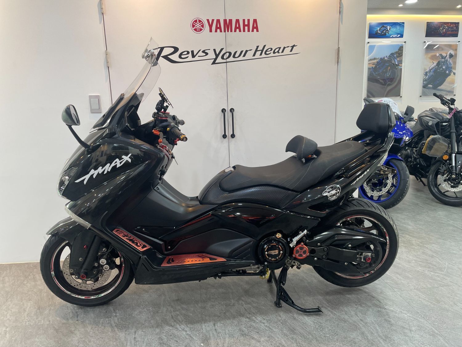 야마하 TMAX 530 thumb 2