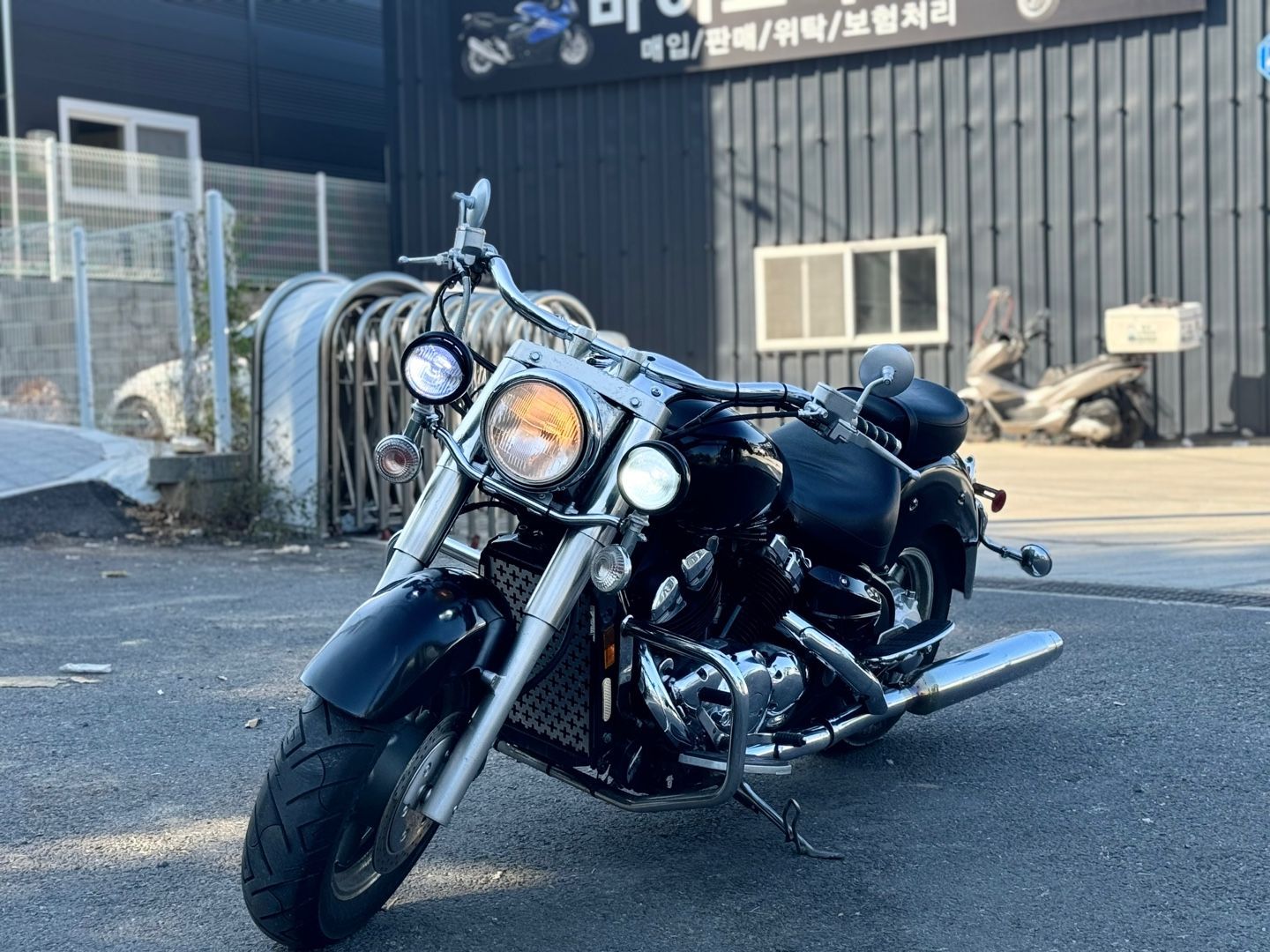 야마하 로얄스타 1300 thumb 2