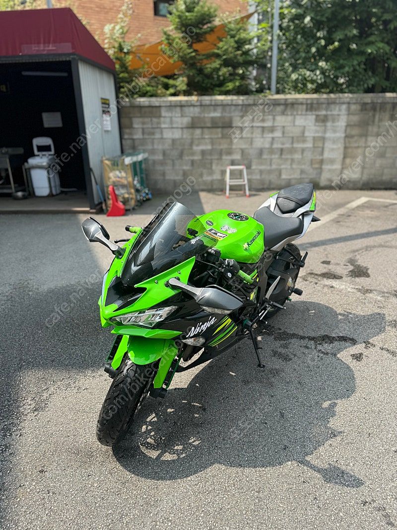 가와사키 닌자 ZX-6R more
