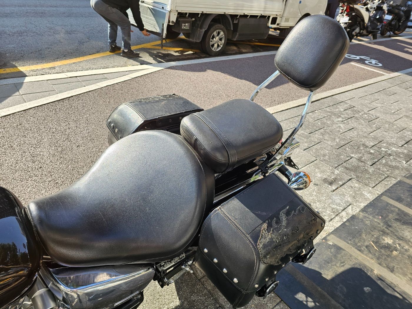 혼다 쉐도우 750 more