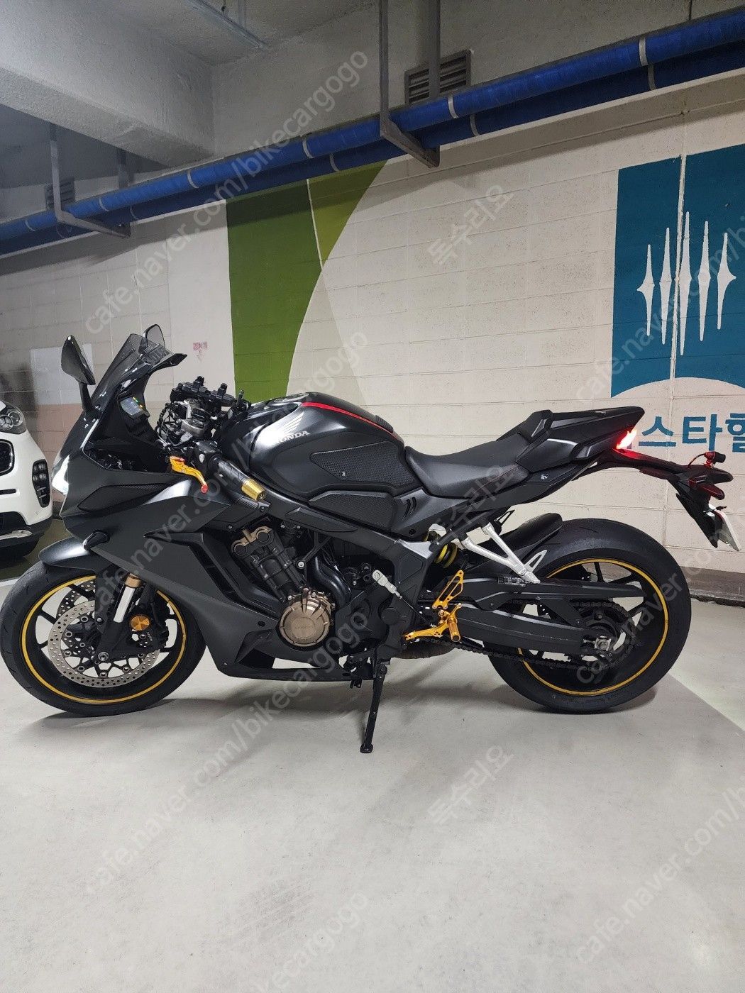 혼다 CBR 650 R 2019 블랙 사진 2