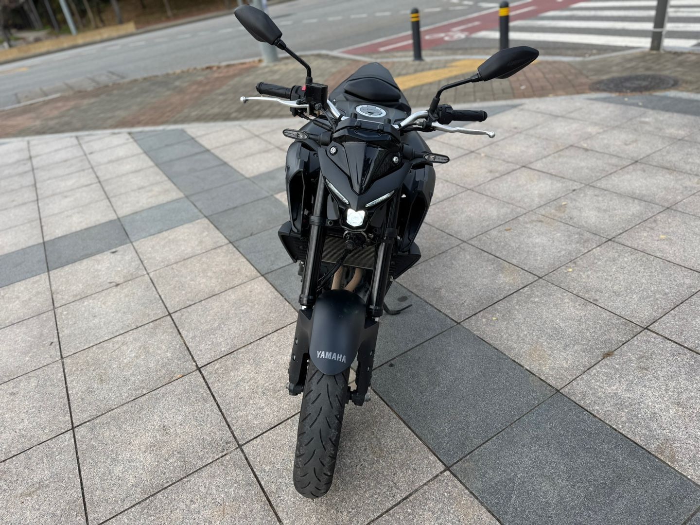 야마하 MT 03 more