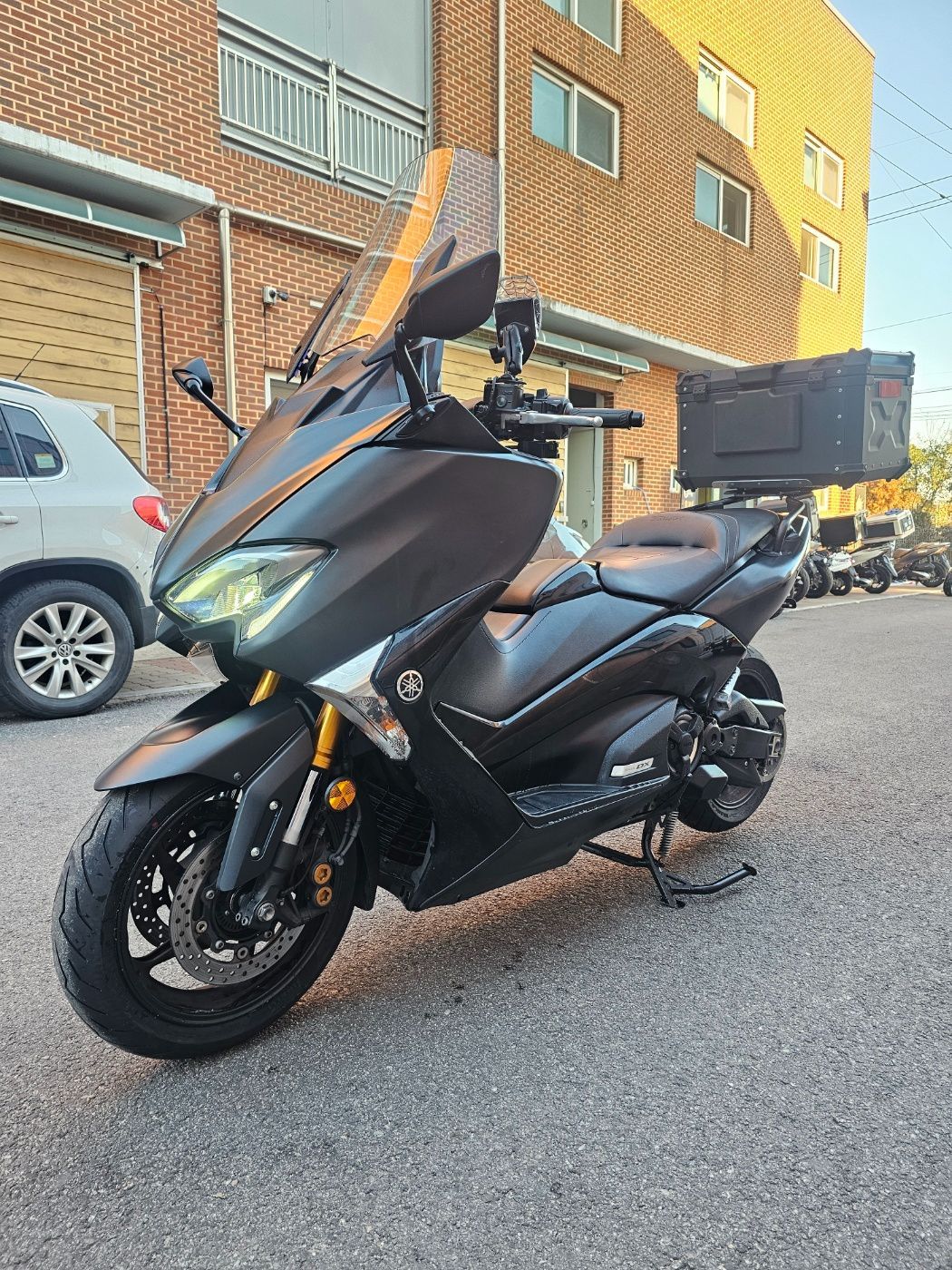 야마하 TMAX 530 more