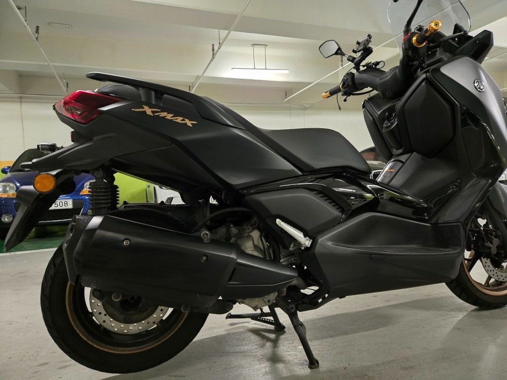 야마하 XMAX 300 ABS more
