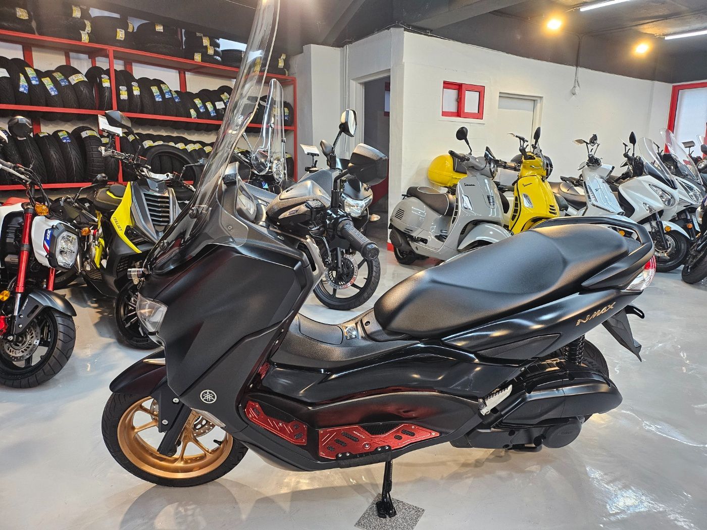 야마하 NMAX 125 more