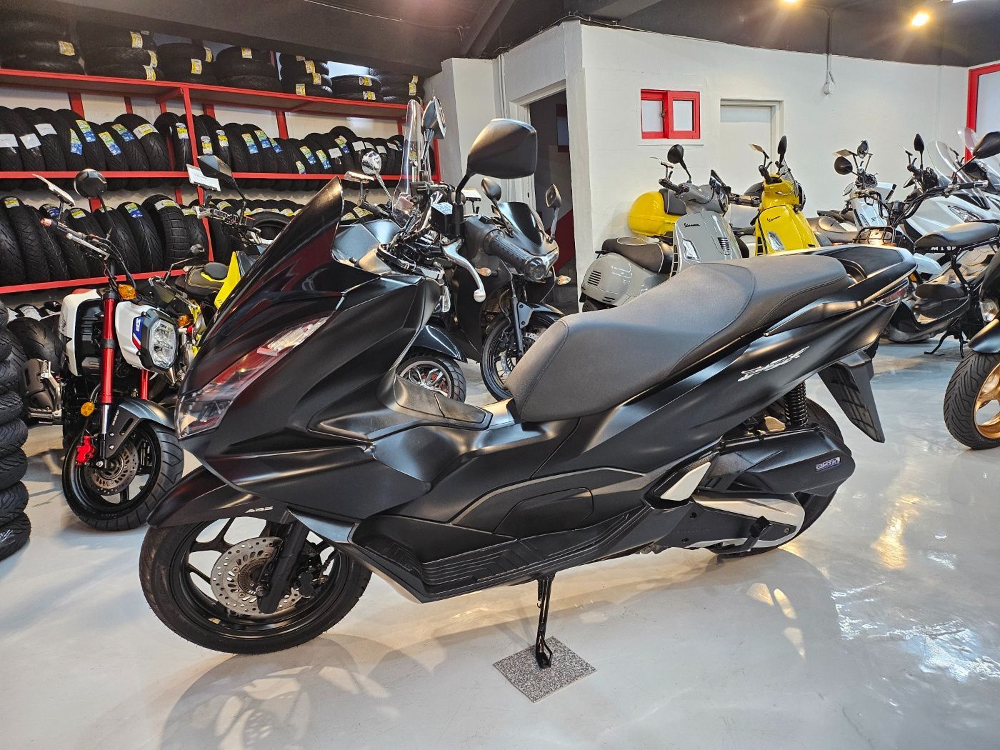 혼다 PCX 125 more