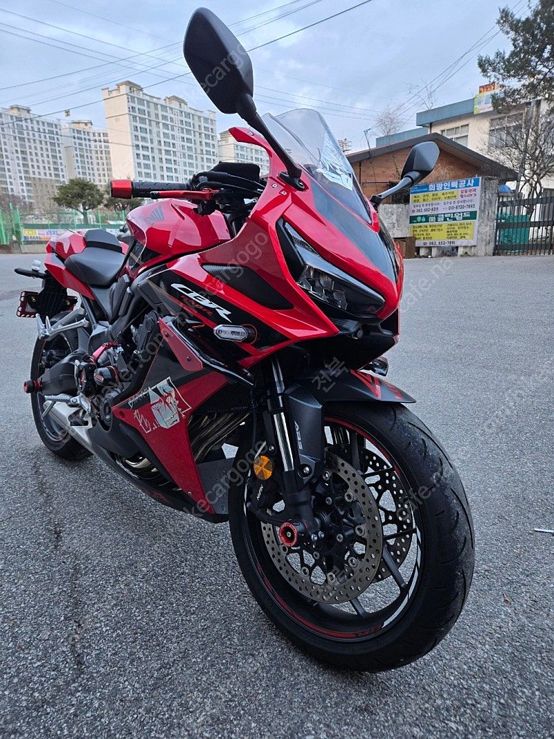 혼다 CBR 650 R 2023 레드 사진 2